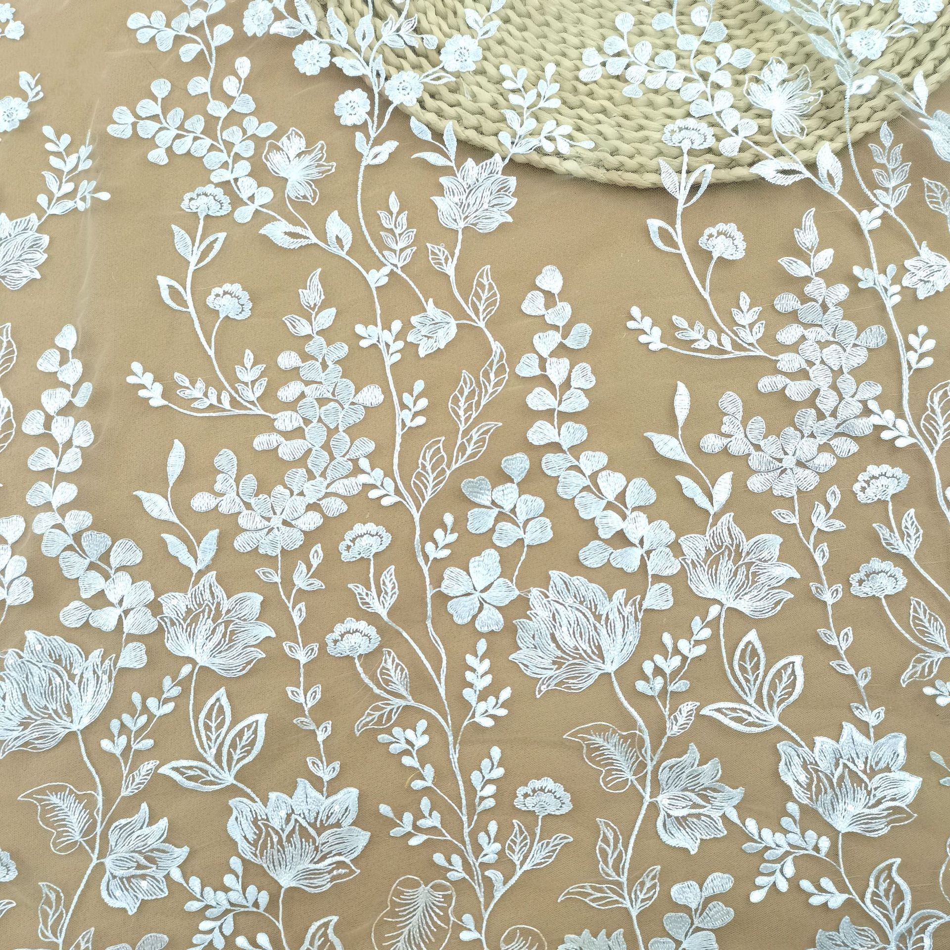 Eleganter modischer Brautkleid-Spitzenstoff, 130 cm breit, Hochzeitskleid-Stoff, Pailletten-Spitze, der per Yard verkauft wird