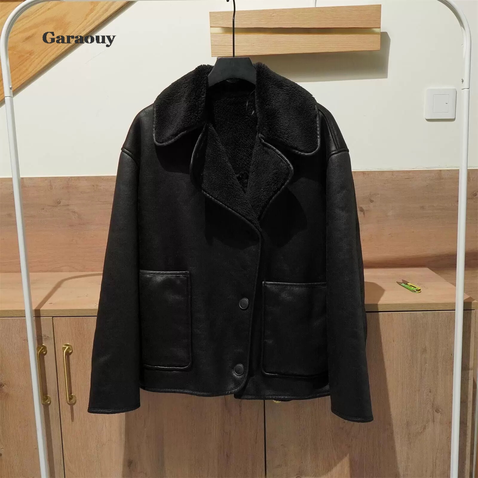 Garaouyผู้หญิงRetroเสื้อหนังFauxหญิงStreetwear Turn-Downคอยาวแขนยาวเดี่ยวBreastedฤดูหนาวเสื้อหนา