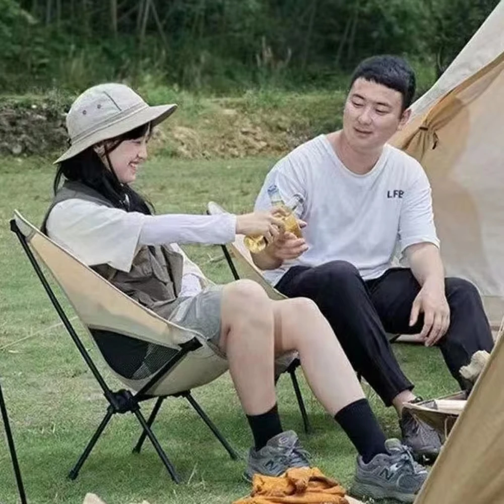 เก้าอี้พับกลางแจ้งตกปลาที่ถอดออกได้ Moon สตูลพร้อมกระเป๋าน้ําหนักเบา Leisure Breathable Beach REST เก้าอี้