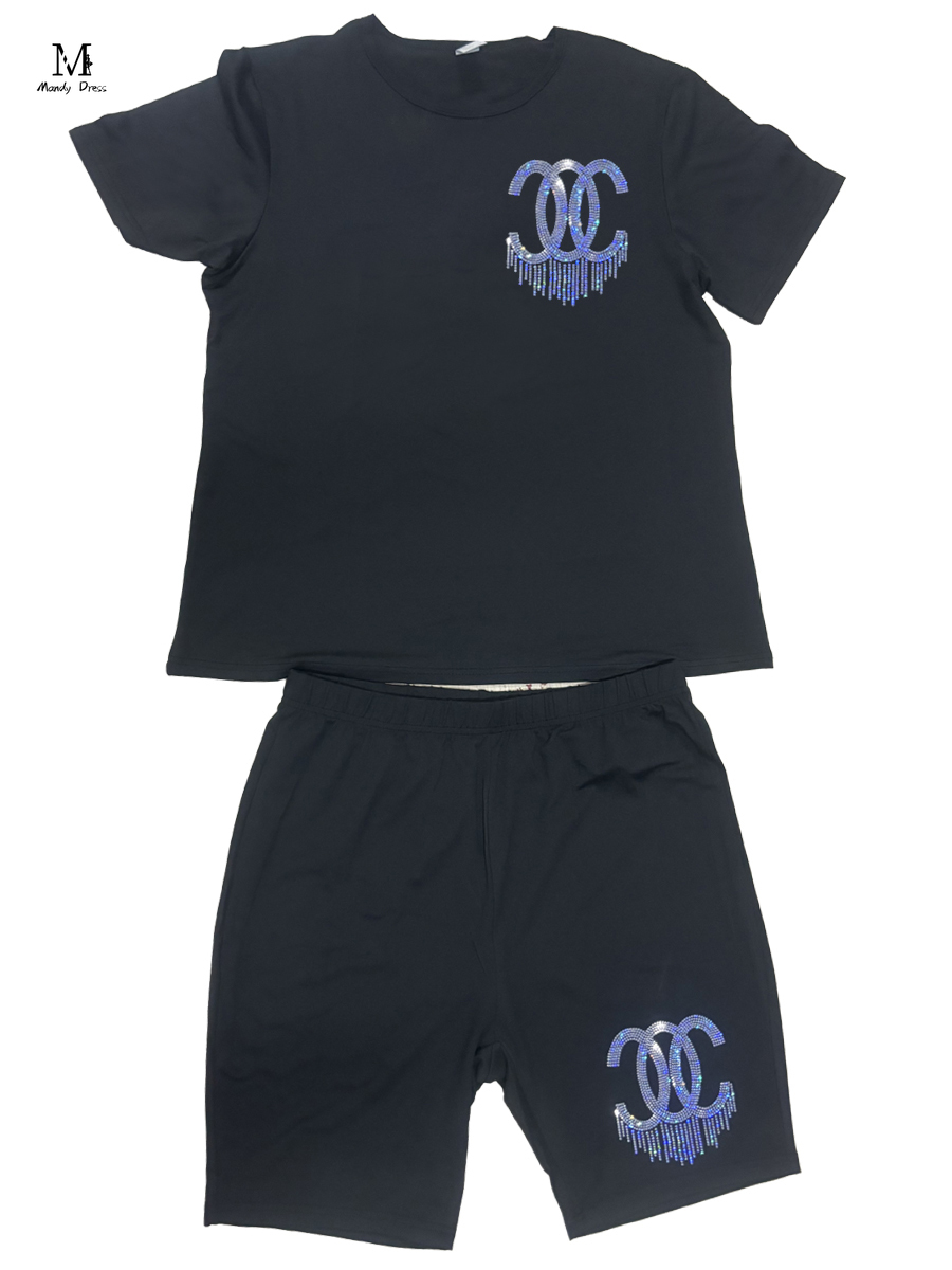 Женский костюм-двойка, футболка и шорты с блестками