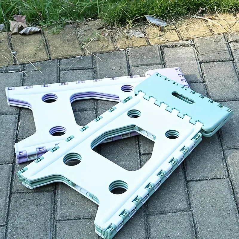 Práctico taburete plegable, mini taburete plegable para sala de estar, cocina, pícnic al aire libre, silla para acampar, pesca, silla plegable de plástico