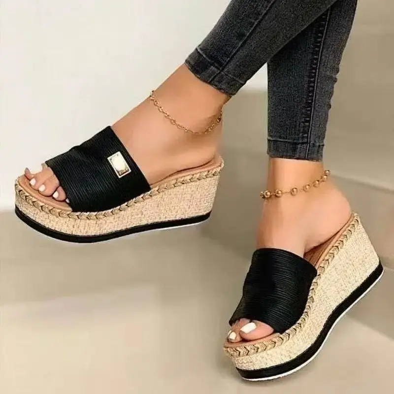 Frauen High Heel Sandalen Damen Dicken Boden Casual Hausschuhe Sommer Neue Keile Sandalen Weibliche Schuhe Frauen Plattform Maultiere Slipper