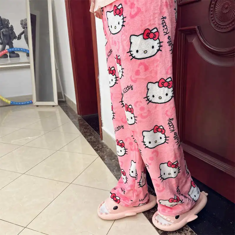 Sanrio Hello Kitty Pile Corallo Pantaloni del pigiama Pantaloni morbidi Pantaloni casual da donna per la casa Kawaii Anime Cartoon Regalo di compleanno