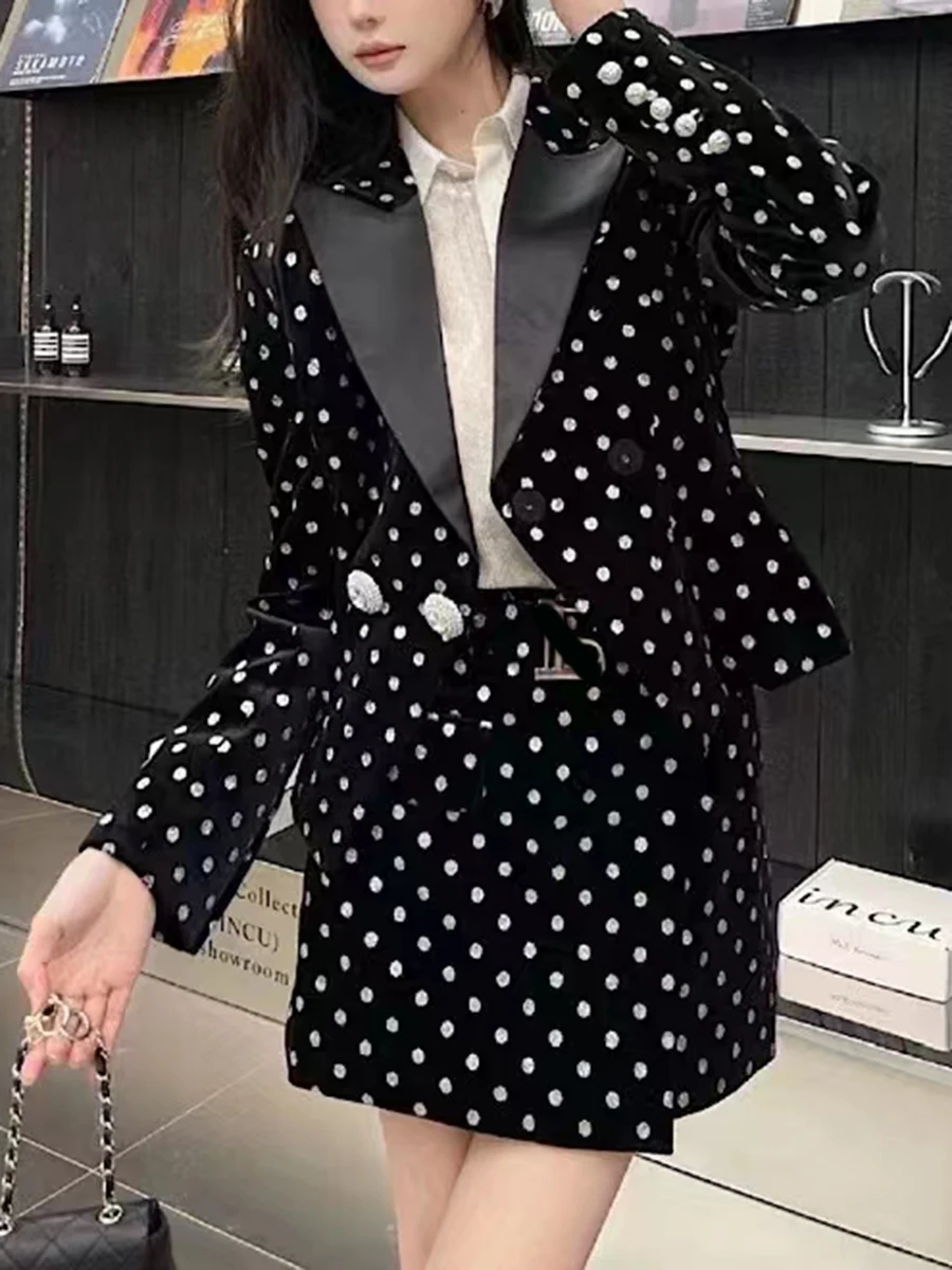 GALCAUR Polka Dots Schlank Blazer für Frauen Kerb Kragen Langarm Patchwork Diamanten Tasten Samt Mantel Weibliche Herbst Kleidung