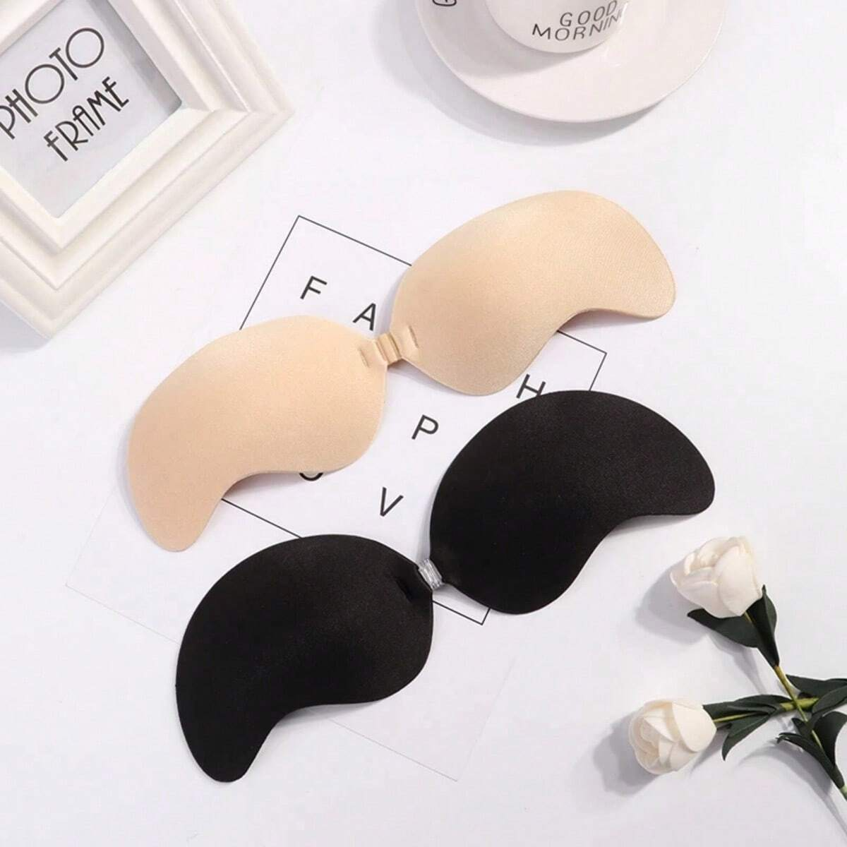 FINETOO 1 Paar unsichtbare Unterwäsche für Damen, Nubra-Brustpflaster, zweifarbig, hypoallergen, Mango-Cup-BH, Silikon, nicht fallend, dünn