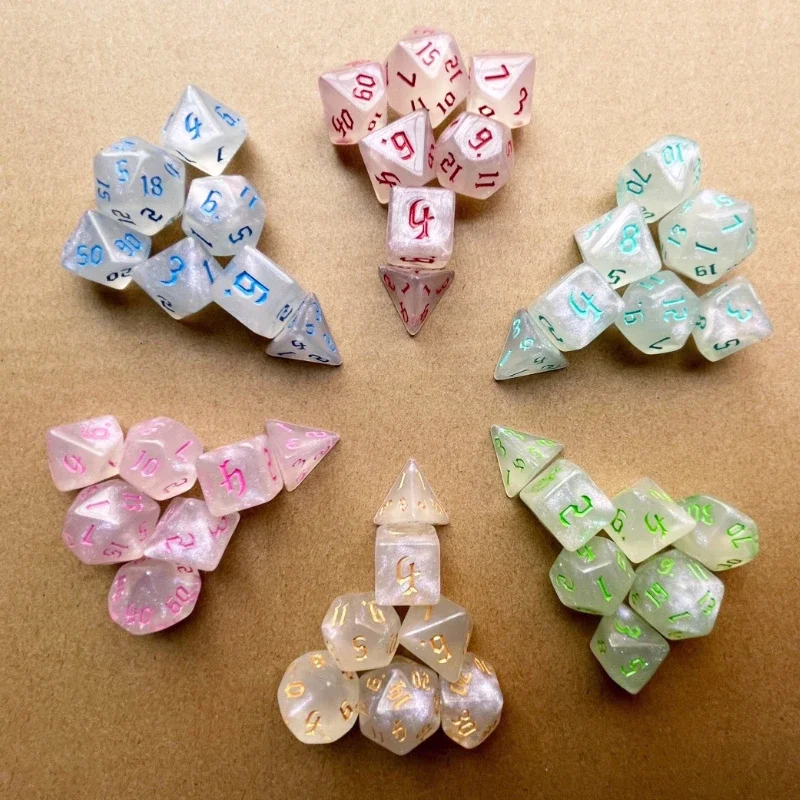 7 Pcs Set New Glitter Gold Font Polyhedral Table Game Digital Dice for DND TRPG RPG D20 D12 D10 D8 D6 D4 Board Gaming Dices Kit
