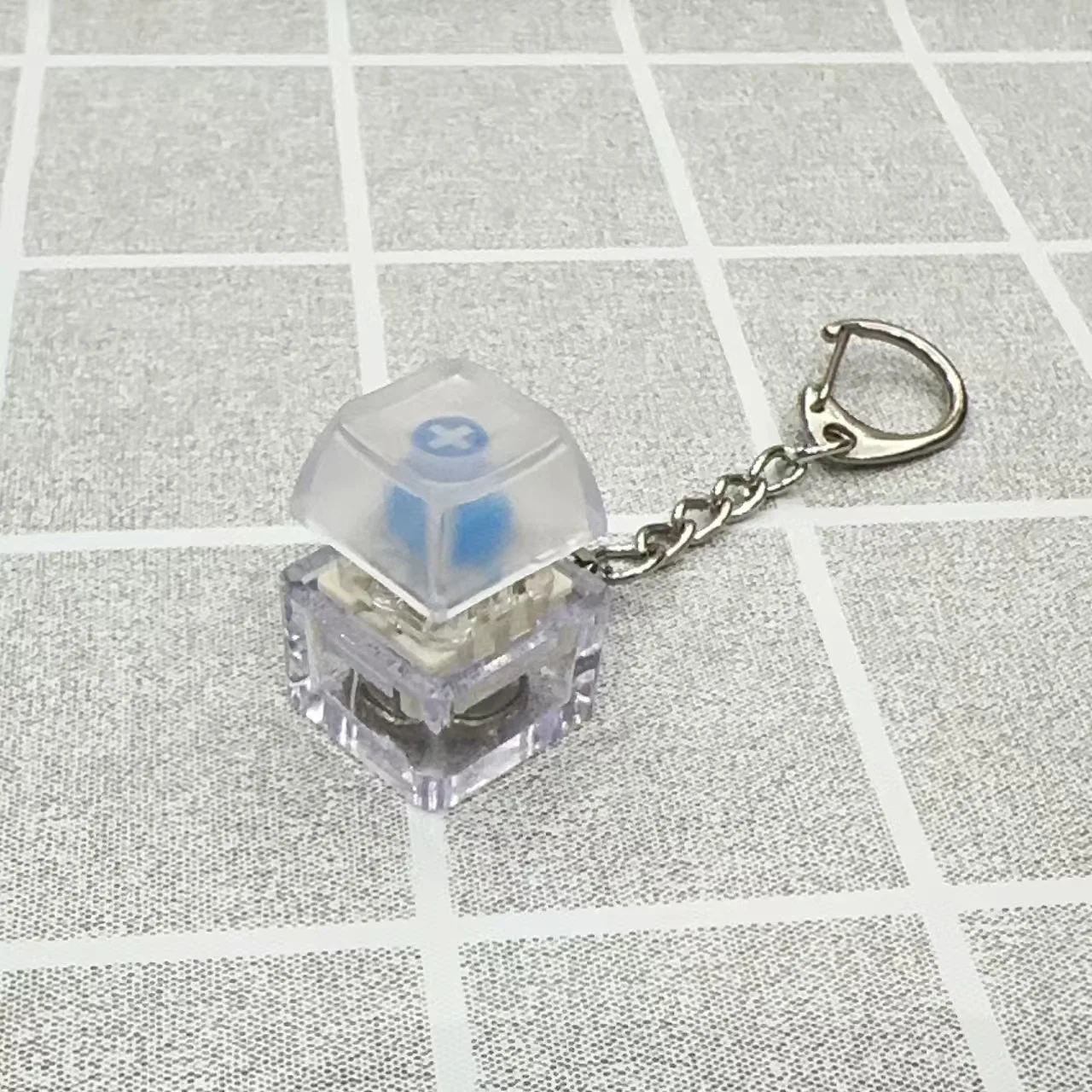 บุคลิกภาพคอมพิวเตอร์หลายสีคีย์บอร์ดจี้ปุ่มความเครียดกด Finger Boring Key CHAIN ของเล่นของขวัญ