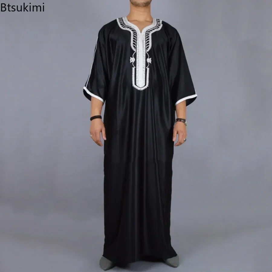 新 2025 イスラム服男性ローブカフタンイスラム教徒男性モロッコカジュアルロングドレスアラビアストライプローブ中東民族衣装