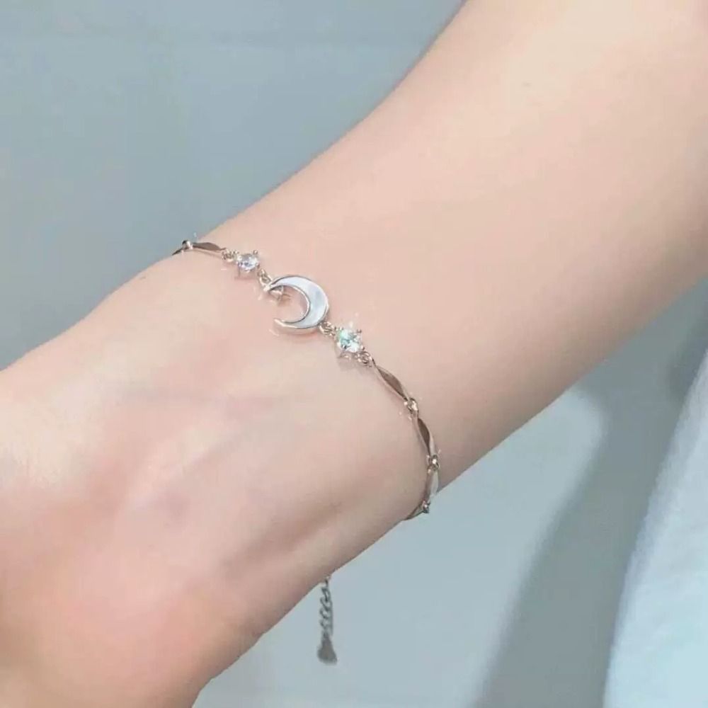 Gelang Cherry Irregular Sederhana dengan Zirkonia Kubik, Gelang Zirkonia Kubik Bunga, Gelang Berwarna dengan Pelapisan Elektroplating yang Orisinal