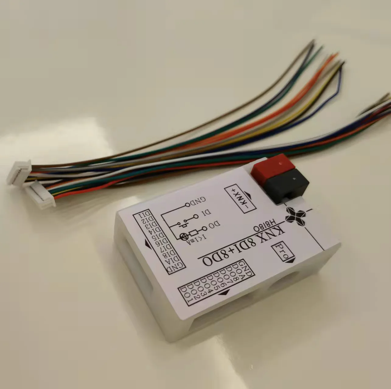 Módulo de entrada/salida KNX KNX 8DI+8DO H8I8O