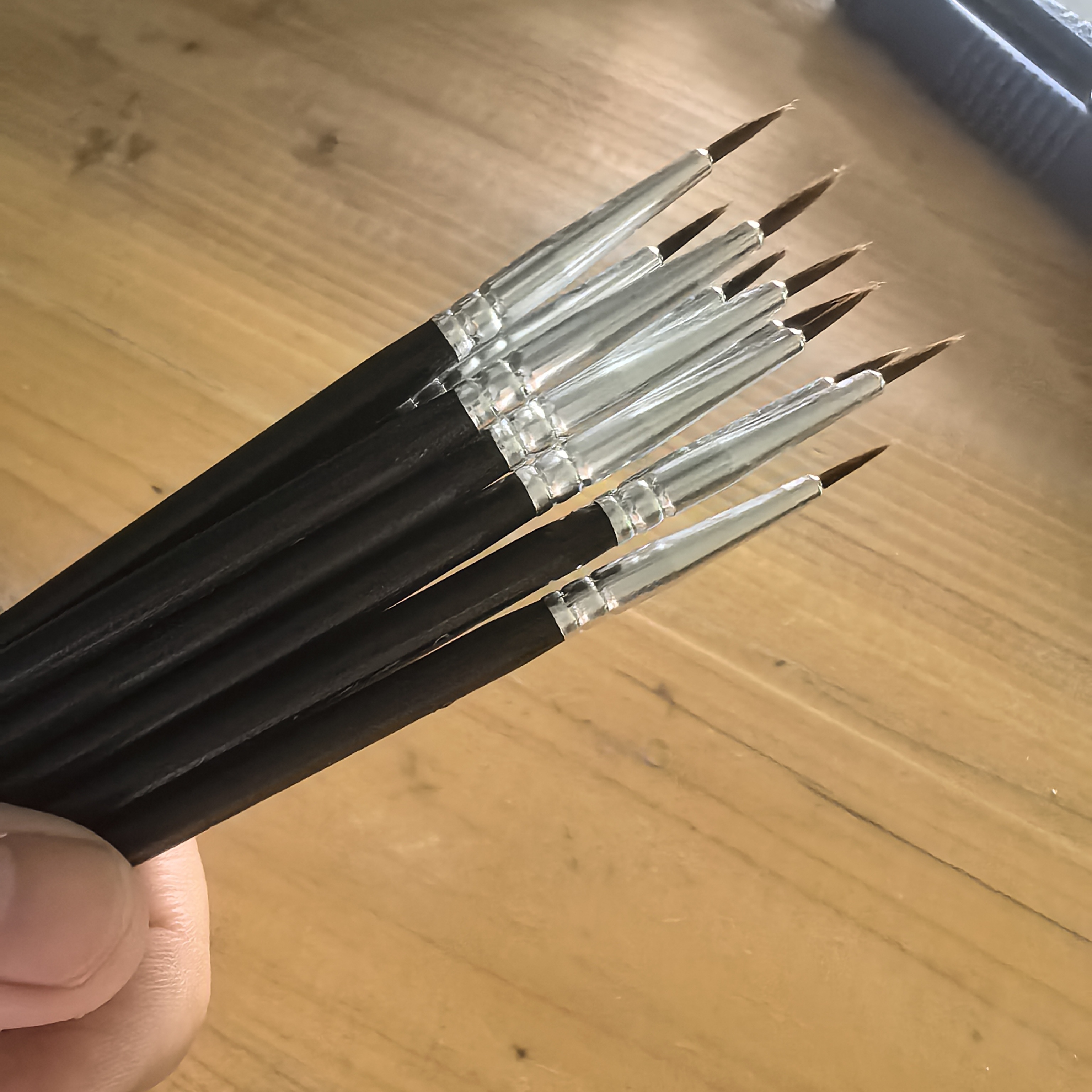 10 szt. Długopisów Fine Line Art - 0,7/1,1/1,5 mm cienkie nylonowe pędzle z haczykiem do ręcznego malowania, akrylu i materiałów do rysowania
