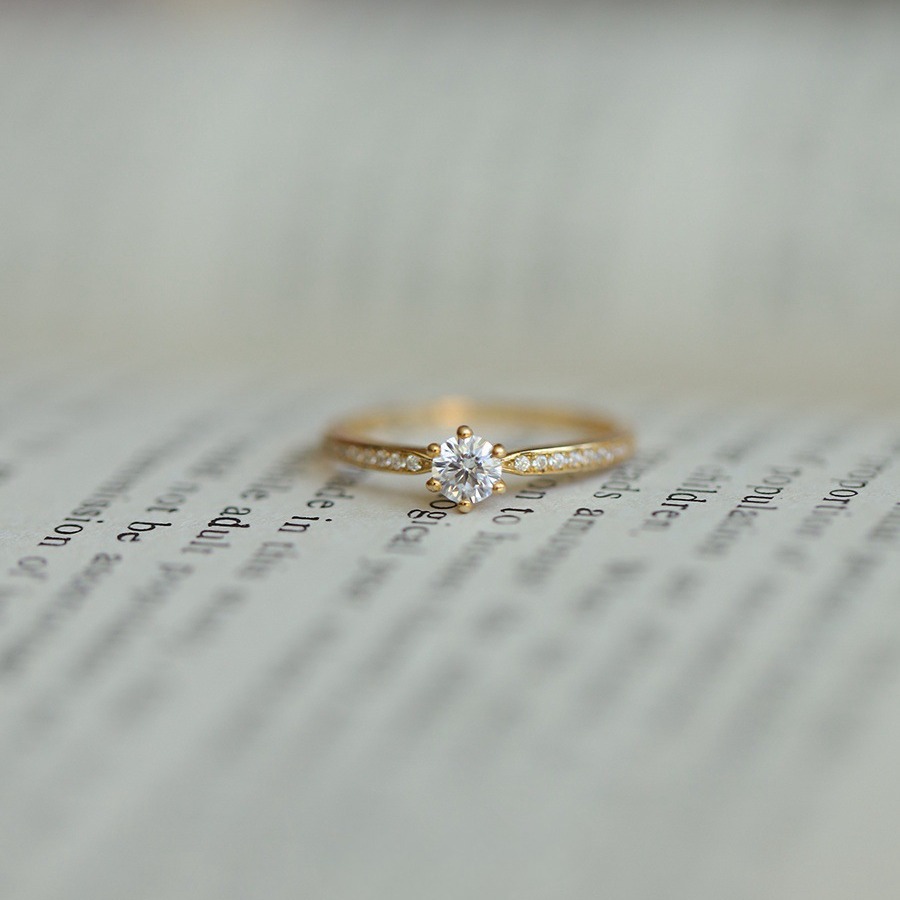 925 Sterling Silver Plated 14K Gold Shining Zircon Ring for Women Exquisite Temperament Wedding Jewelry