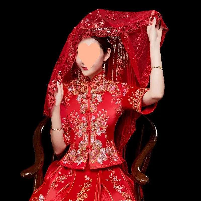 เจ้าสาว Headpiece ดอกไม้ชุดหลักสไตล์จีน Xiuhe สีแดงฝาครอบกึ่งโปร่งใส Veil Hijab อุปกรณ์เสริม Retro