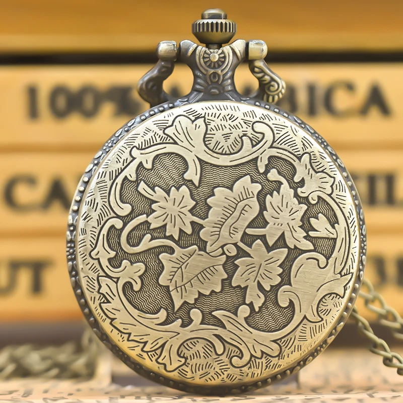 Vintage Bronze Clamshell Halskette Quarz Taschenuhr Modeschmuck Geschenk für männliche und weibliche Studenten