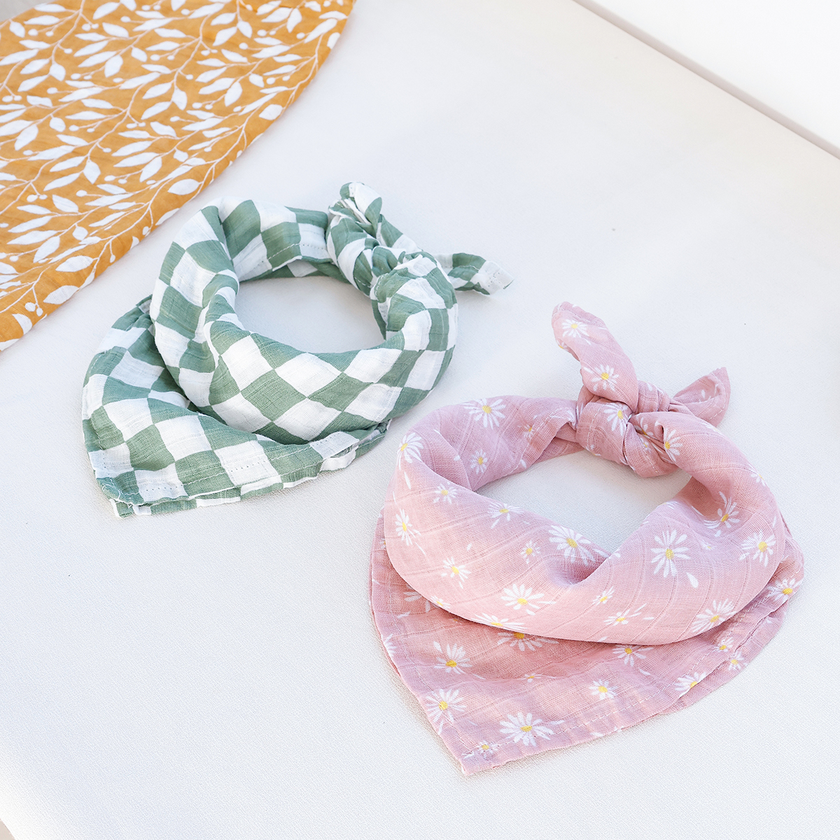 HappyFlute 5 Teile/satz 60*60 cm Weiche Musselin Fütterung Spucktuch Neugeborenen Baumwolle Baby Lätzchen