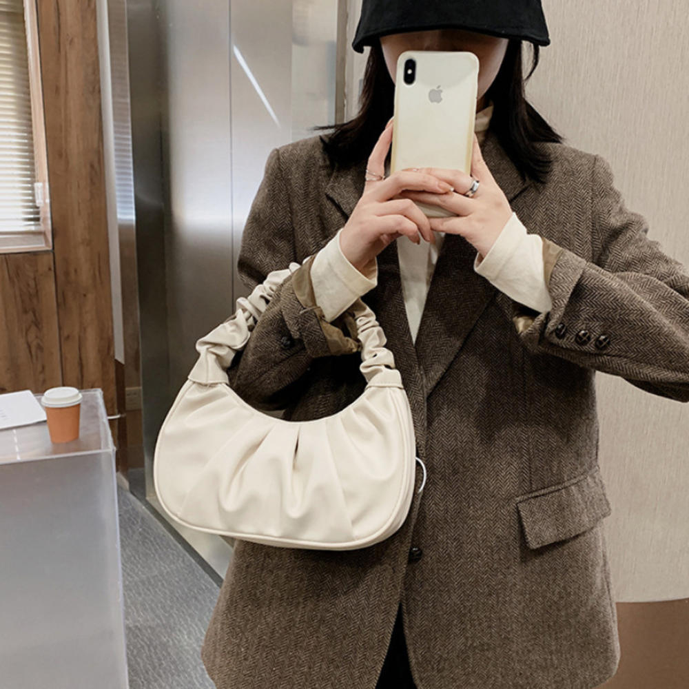 女性用プリーツPUクラウドハンドバッグ、レジャー用バッグ、ショッピングショルダーバッグ、女性用餃子ハンドバッグ、ファッション、2022