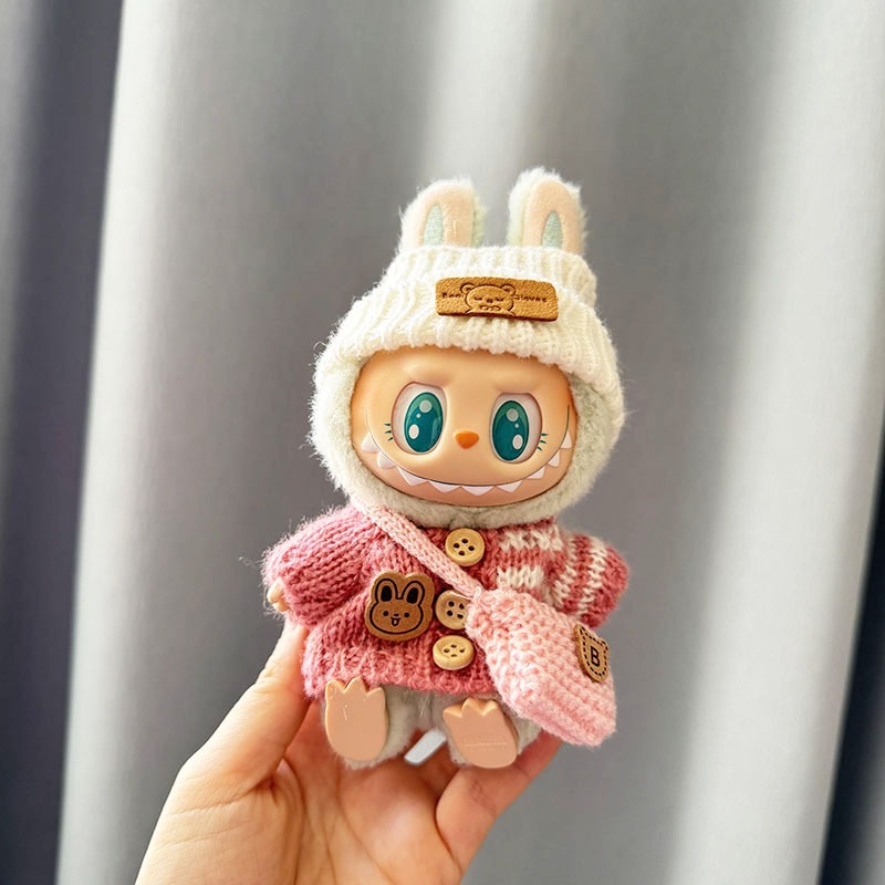 Ubranka dla lalek Labalbu 17 cm, luksusowy plecak, nowe oryginalne ubrania, sweter, mini urocza torebka, kapelusz.
