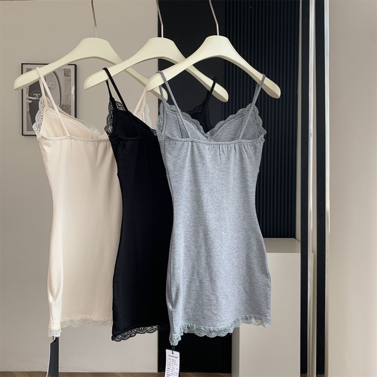 Vestidos sin mangas para mujer, vestido Sexy de encaje ajustado para mujer, Mini Vestidos de moda coreana con almohadilla en el pecho, ropa interior para discoteca