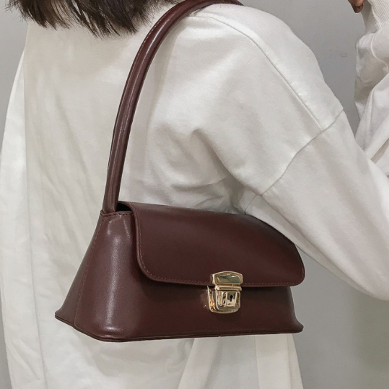 Bolsa crossbody elegante de couro PU com fecho dourado – perfeita para passeios casuais ou trabalho
