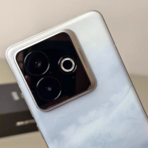 Versión China Realme GT 7 Pro Racing Edition 6500mAh 120W Supervooc Snapdragon8 Elite 50MP IMX896 OIS 6,78 pulgadas AMOLED IP69