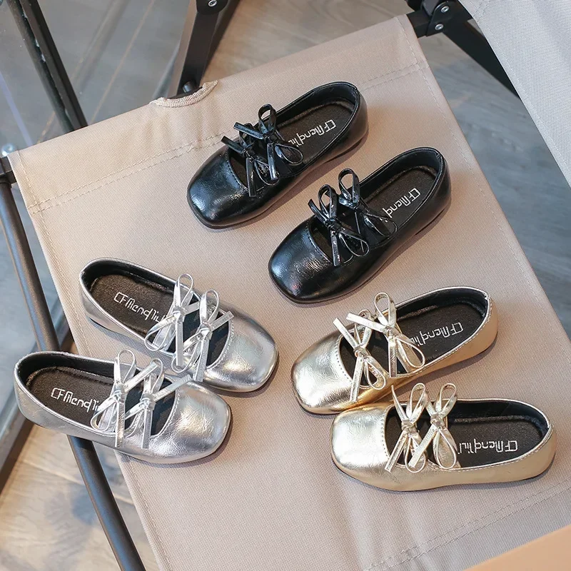 Kinder Square Dance Performance Schuhe schwarz einfarbig Mädchen Prinzessin Schuh mit Doppel bogen neue Mädchen Lederschuhe weiche Sohle