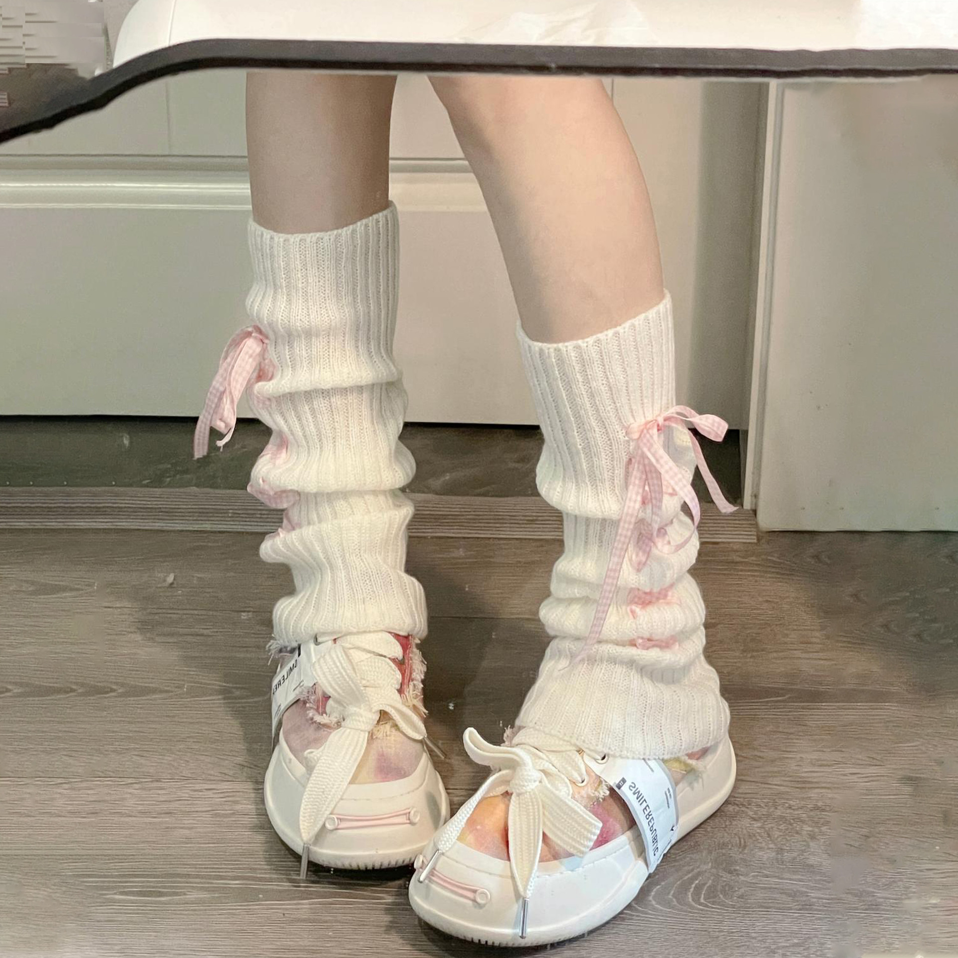 Calentadores de piernas para mujer, cinta de otoño e invierno, calentadores de rodilla negros Lolita, calcetines largos, calentadores de piernas blancos tejidos JK para niña