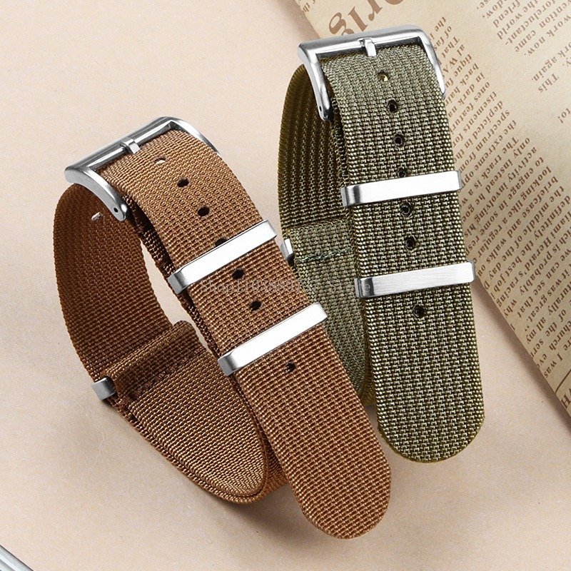 男性と女性のためのミリタリーリブストラップ、ユニバーサルナイロンウォッチバンド、スマートウォッチ交換ブレスレット、ファブリックスポーツリストベルト、18mm、22mm、20mm