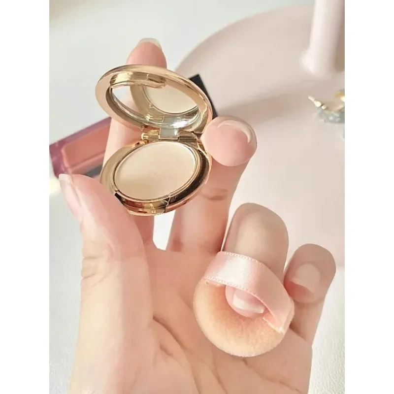 Mini polvo fijador, polvo seco para pulgar, Control de aceite de larga duración, corrector impermeable, polvo mate portátil para maquillaje de mujer
