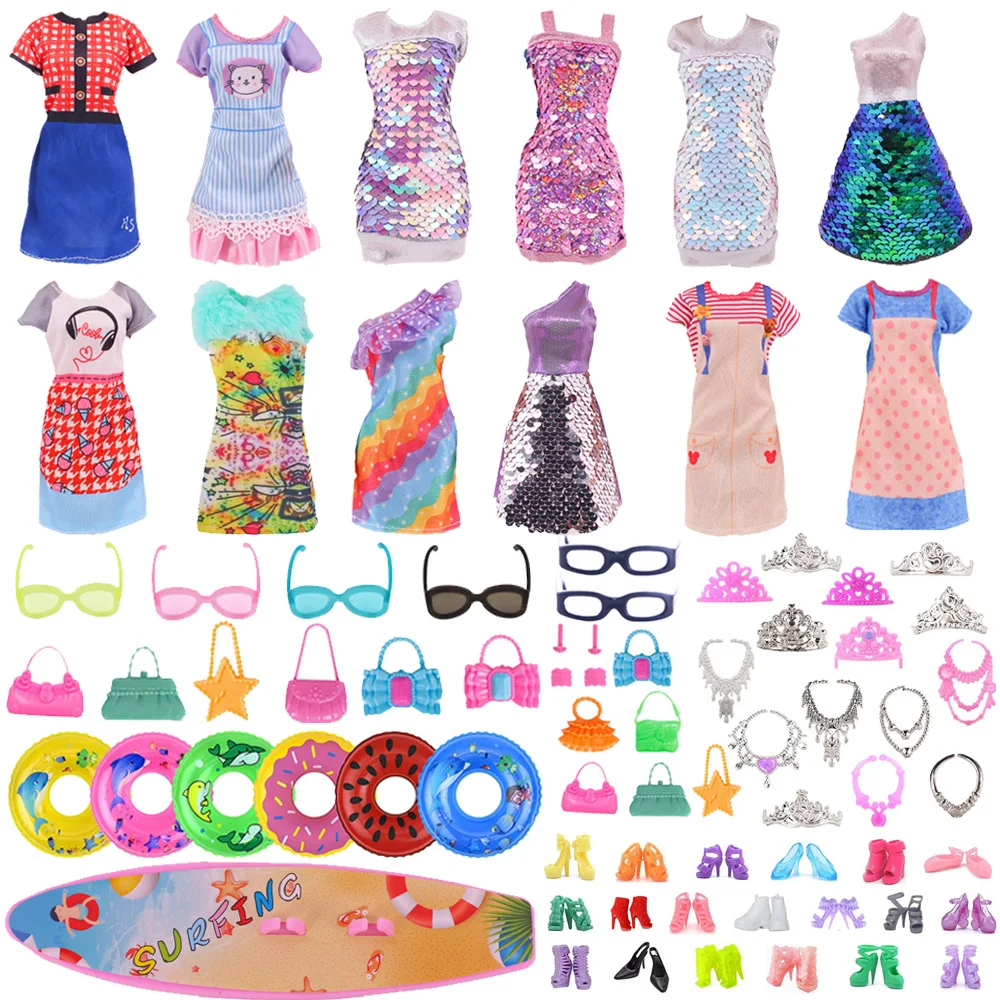 45 itens/conjunto de acessórios para bonecas = 5 * roupas de boneca vestido + 40 * acessórios para bonecas sapatos botas colares cabides de óculos etc para barbie