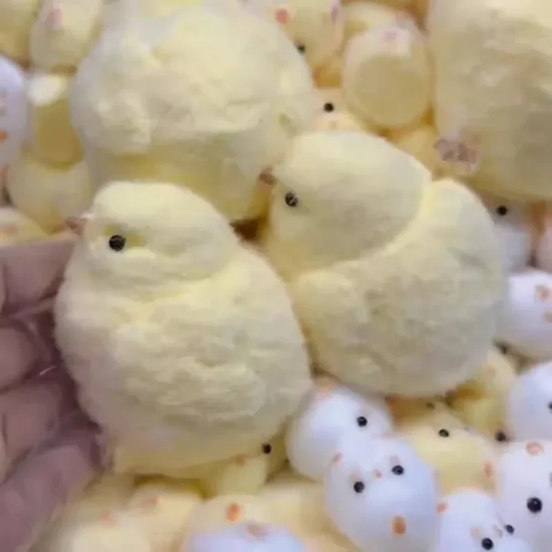Aliviar a ansiedade do estresse espremendo pata de gato macia, frango animal, urso bonito mouse cor sentido e toque brinquedo crianças e adultos
