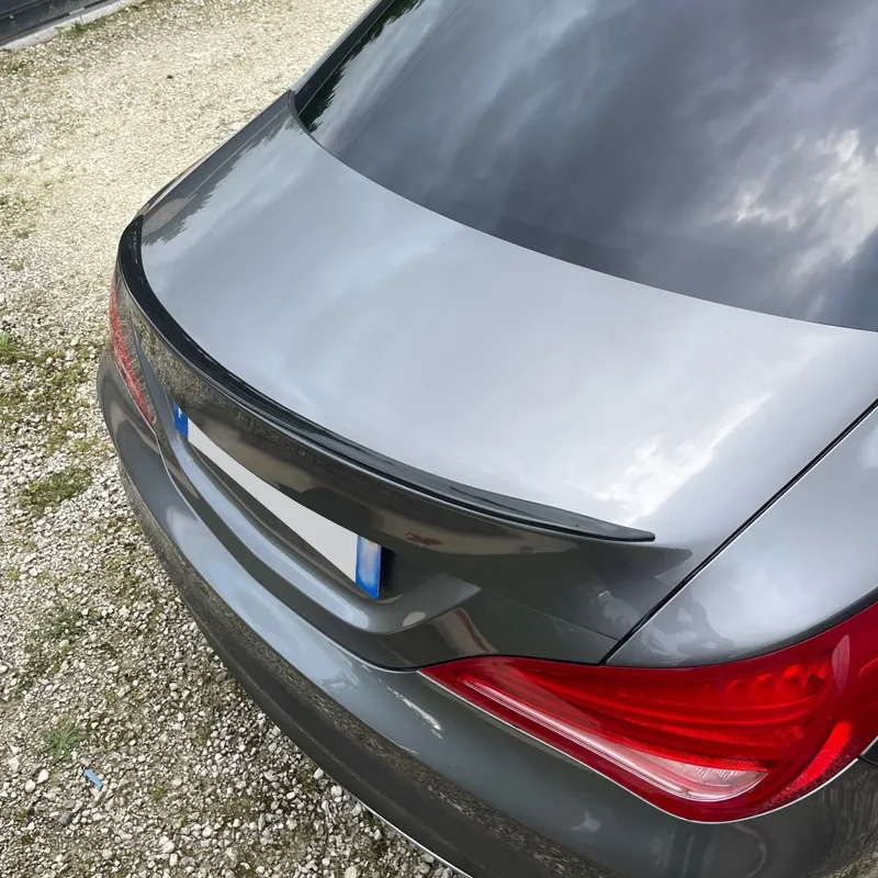 メルセデスベンツ W205 4 ドア C205 2015-2020 C180 C200 C250 C300 C350 C63 AMG セダンリアトランクスポイラーブーツ蓋アクセサリー