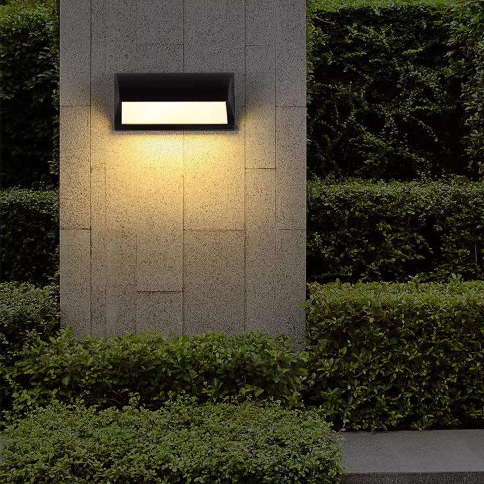 Lámpara LED de pared para exteriores, Sensor de movimiento PIR, AC85-265V ABS, impermeable, moderna, interior, hogar, balcón, porche, decoración de jardín