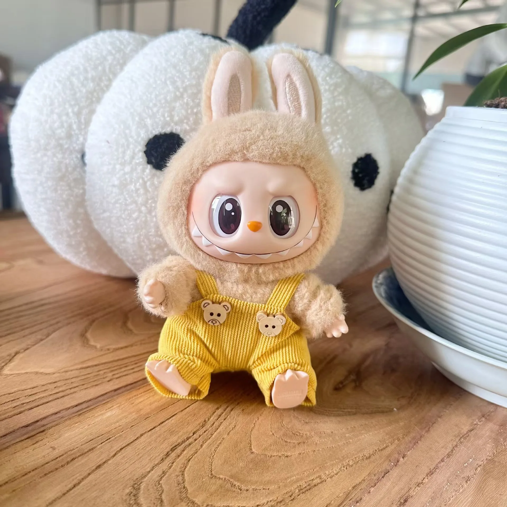 น่ารัก Mini Plush ตุ๊กตากางเกง 17 ซม.Labubu I II Idol ตุ๊กตานั่งเสื้อผ้าชุดอุปกรณ์เสริมสําหรับเกาหลี Kpop Exo