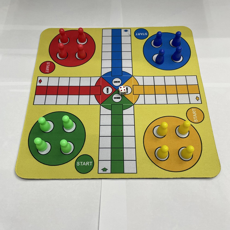 Ludo d'échecs volants en plastique avec tapis de souris, ensemble de 24cm, environ 110g