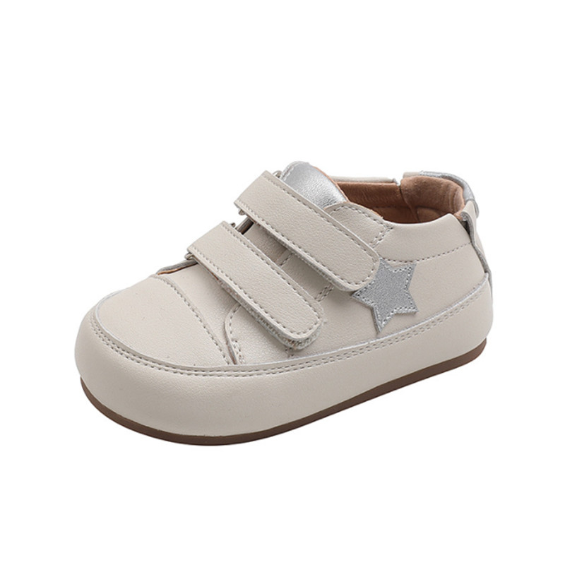 Nuevos zapatos de bebé de 0 a 5 años, zapatos descalzos de cuero de microfibra para niños pequeños, suela suave de estrella, tenis al aire libre para niñas, zapatillas de deporte de moda para niños
