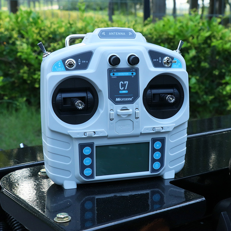 Maßgeschneiderte funkgesteuerte Dreschmäher, Rasenmäher, ferngesteuerte Heimbedarf, Pflanzenfunktionen, Motor, Motor, Gras schneiden