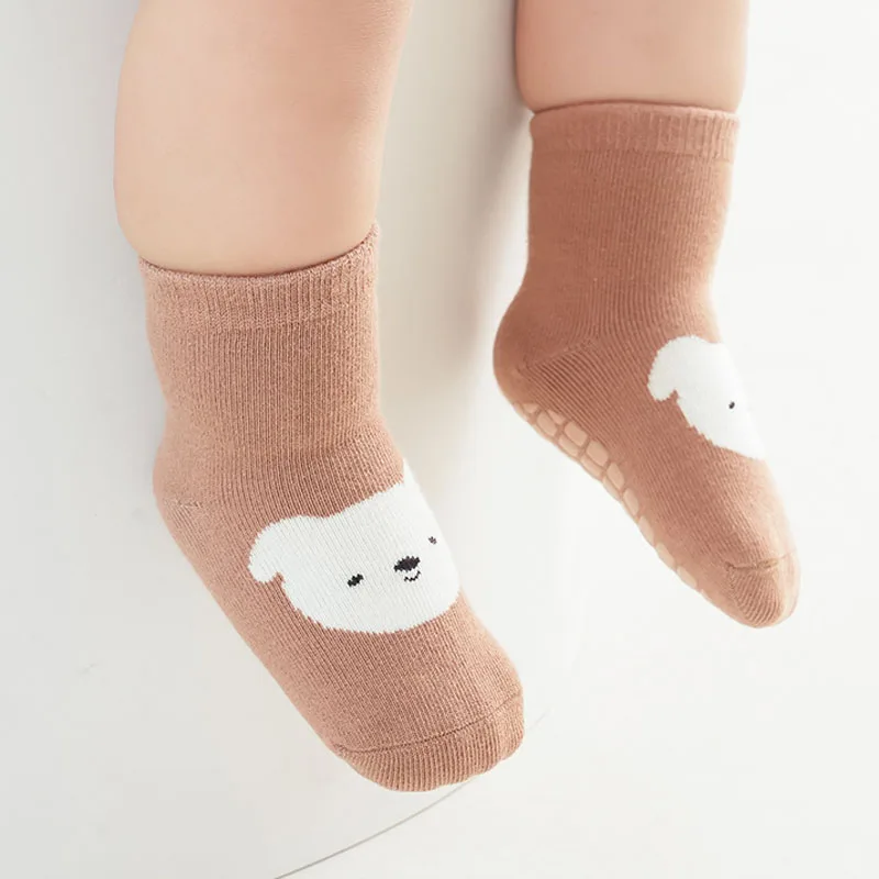 6 paia di calzini antiscivolo per bambini, simpatici cartoni animati con volpe e orso, calzini da pavimento per bambini, ragazzi e ragazze, comodi per i più piccoli