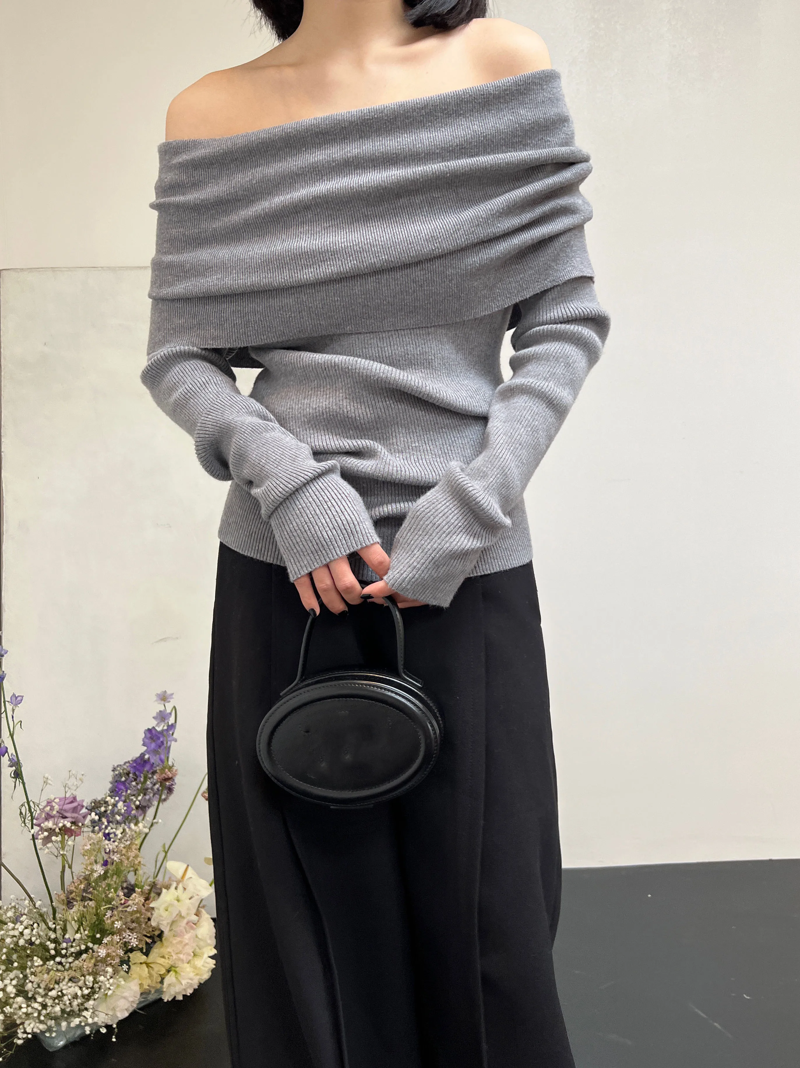 秋冬オフショルダー女性セーターエレガントなヴィンテージニット固体ジャンパー高ストレッチトップソフトシックなプルオーバー 2025