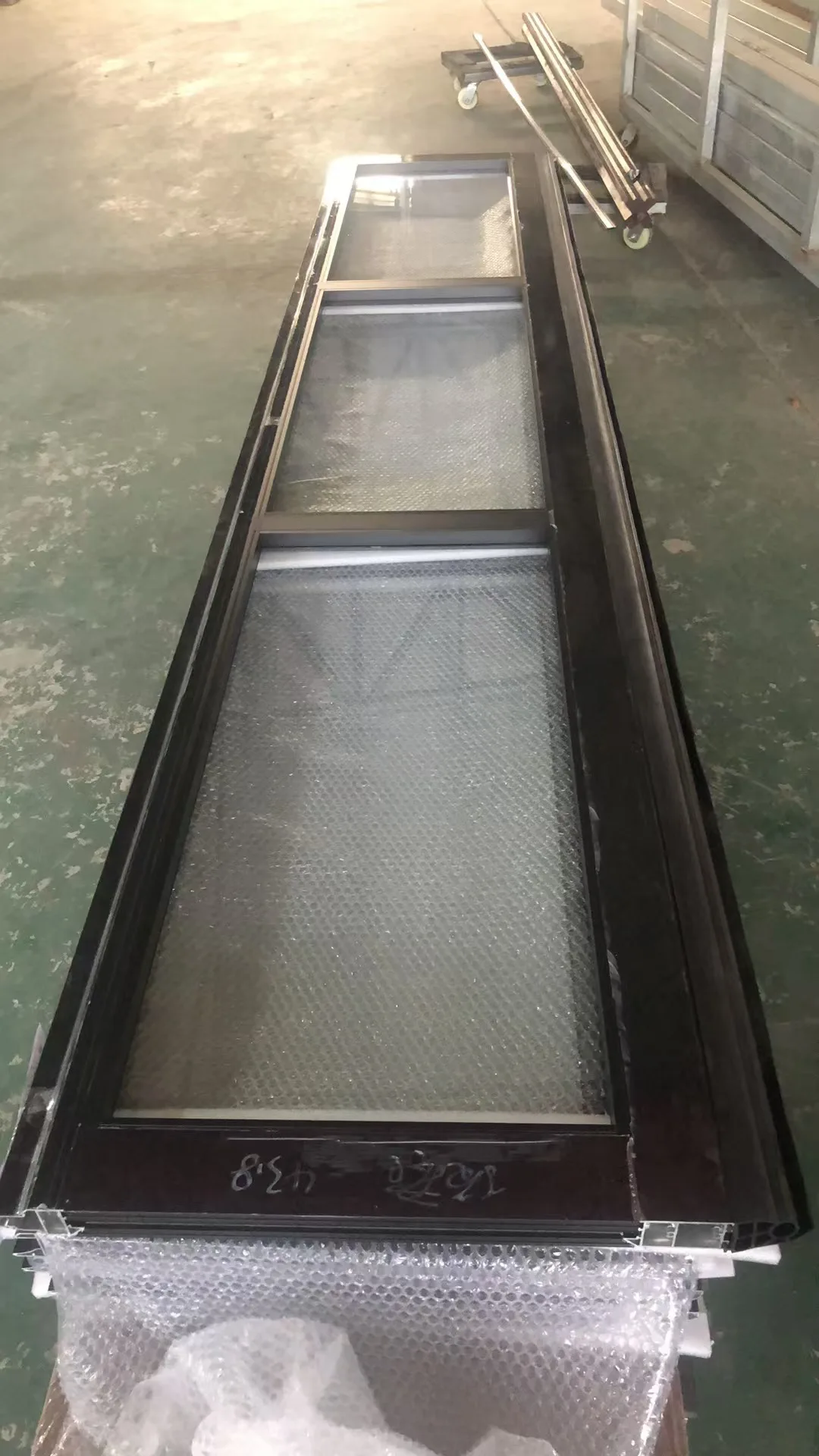 Porte a fisarmonica pieghevoli Sixinalu Porte d'ingresso esterne Profilo in lega di alluminio Porta d'ingresso Porte d'ingresso in metallo per la casa personalizzate