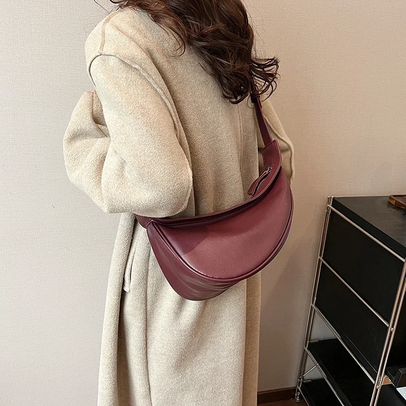 Sewing Thread Shoulder Bags Zipper Women's Bags 2025 Hot Sale PU High Capacity Handbag Solid Saddle Splicing Bolsas De Ombro