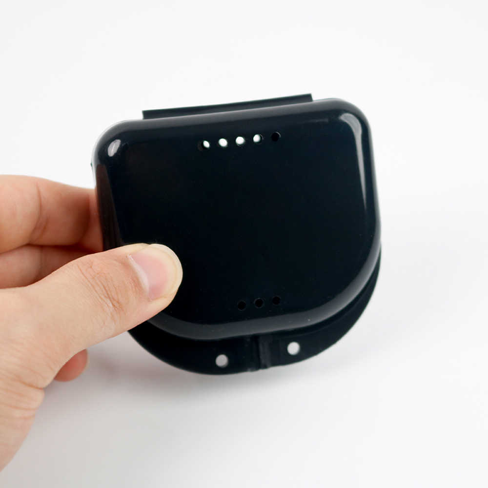 Caja de retenedor de ortodoncia Dental, contenedor de almacenamiento para dentadura postiza, protector bucal con orificios de ventilación y tapa con bisagras, 50 Uds.