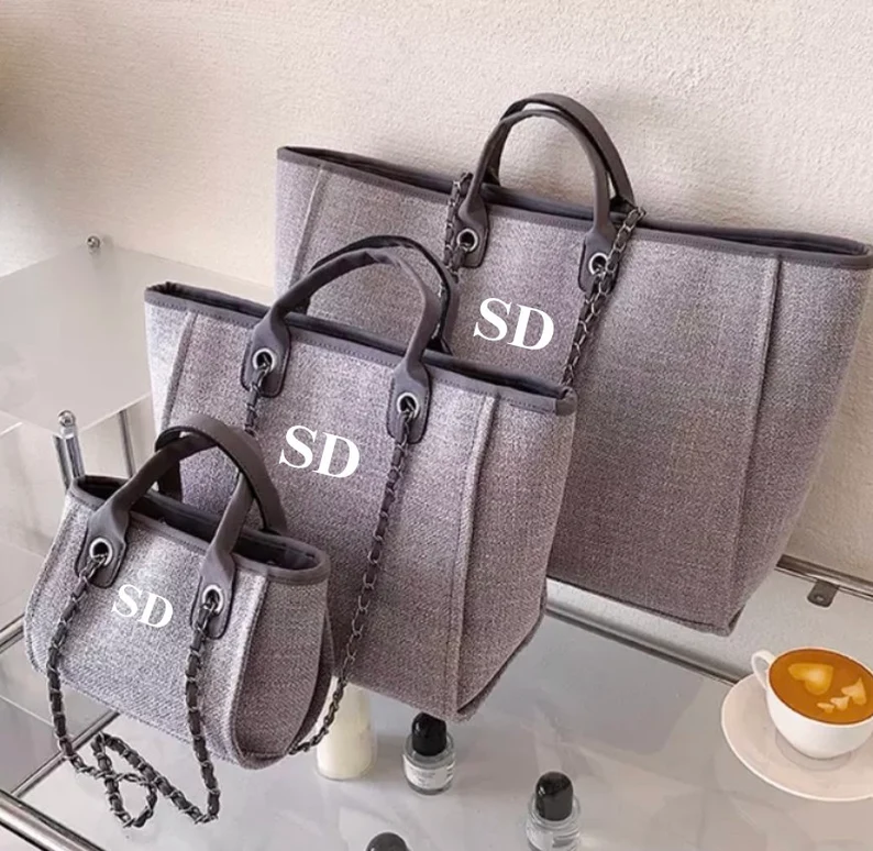 ส่วนบุคคลไหล่ Tote กระเป๋ากระเป๋าถือผู้หญิง Tote Custom กระเป๋าผ้าใบกระเป๋าชายหาดของขวัญสําหรับงานแต่งงานของเธอฮันนีมูนกระเป๋า
