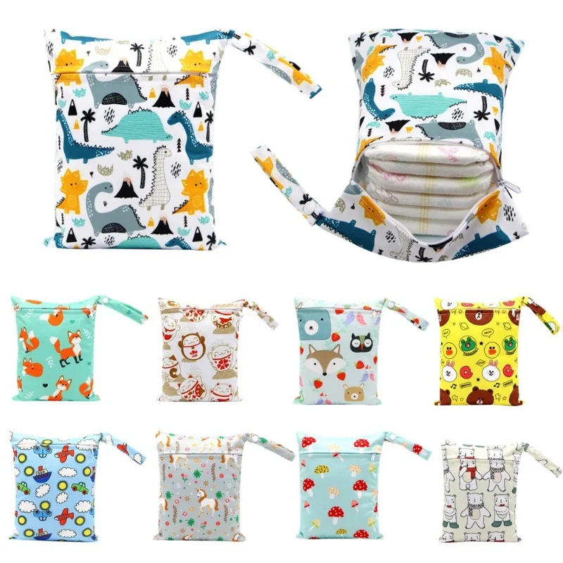 Bolsa de pañales para bebé de 20x25cm con estampado de dibujos animados, bolso con cremallera para pañales húmedos y secos, paquete de transporte para cochecito, bolsas de almacenamiento de pañales húmedos para viajes al aire libre