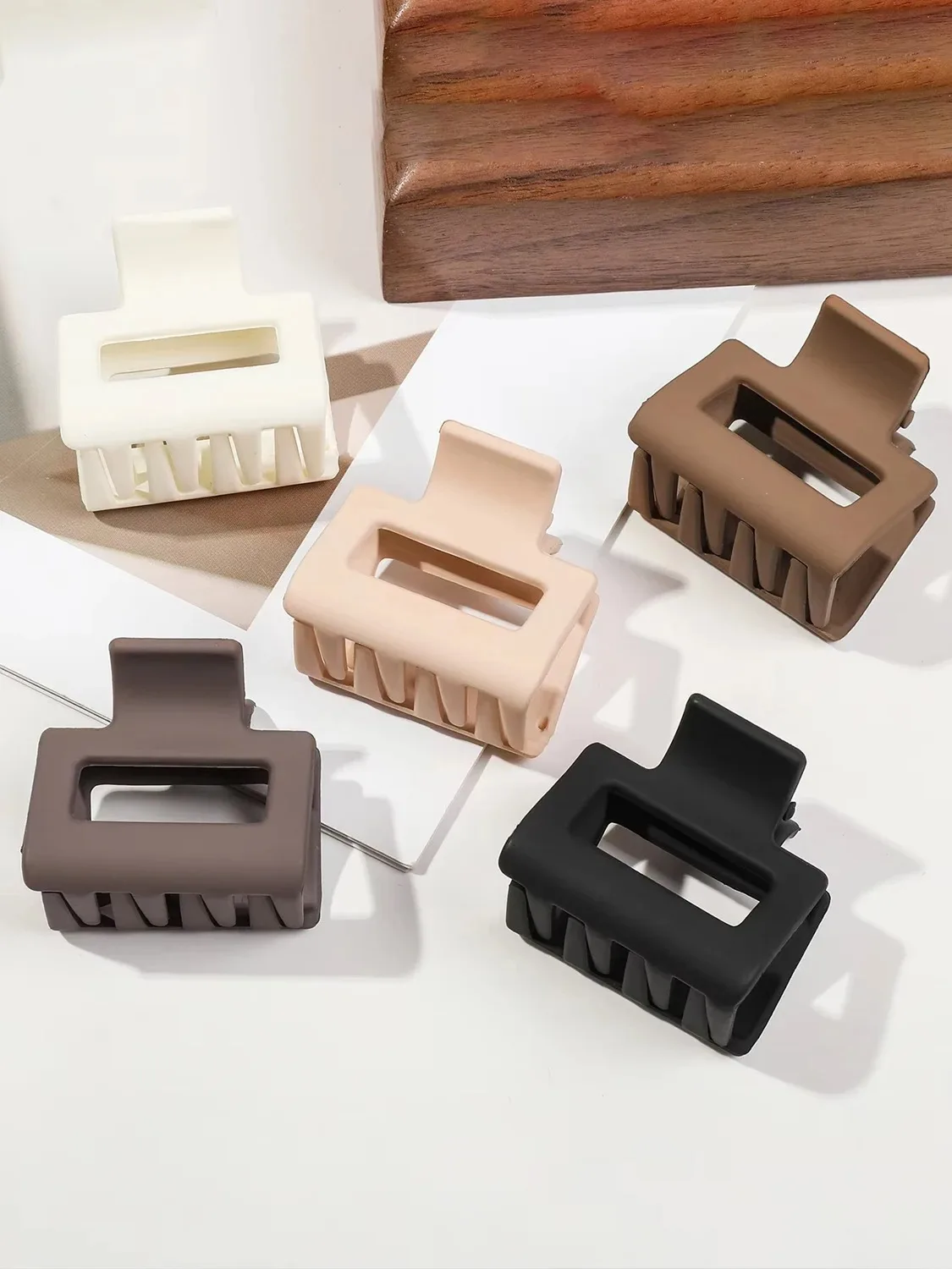 4/5 Uds. Pinzas en forma de garra para el pelo de mandíbula rectangular mate con flor pequeña para mujeres y niñas pasadores semicirculares para cabello fino
