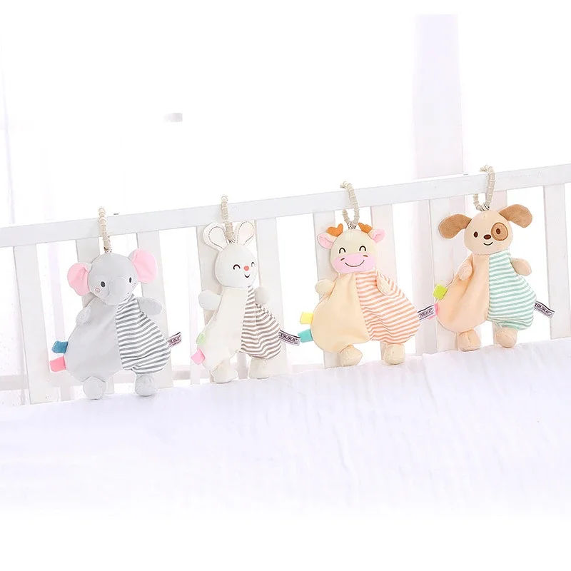 おもちゃのガラガラ-0〜12か月の赤ちゃん用の指輪,ぬいぐるみ,幼児用の教育用ハンドベル,動物の形,ベビーカーの吊り下げ人形