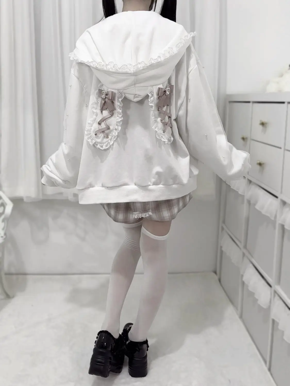 Abrigos japoneses de gasa con perlas para mujer, chaquetas con Orejas de conejo de encaje estético Y2k, sudaderas con capucha informales de gran tamaño Harajuku Kawaii