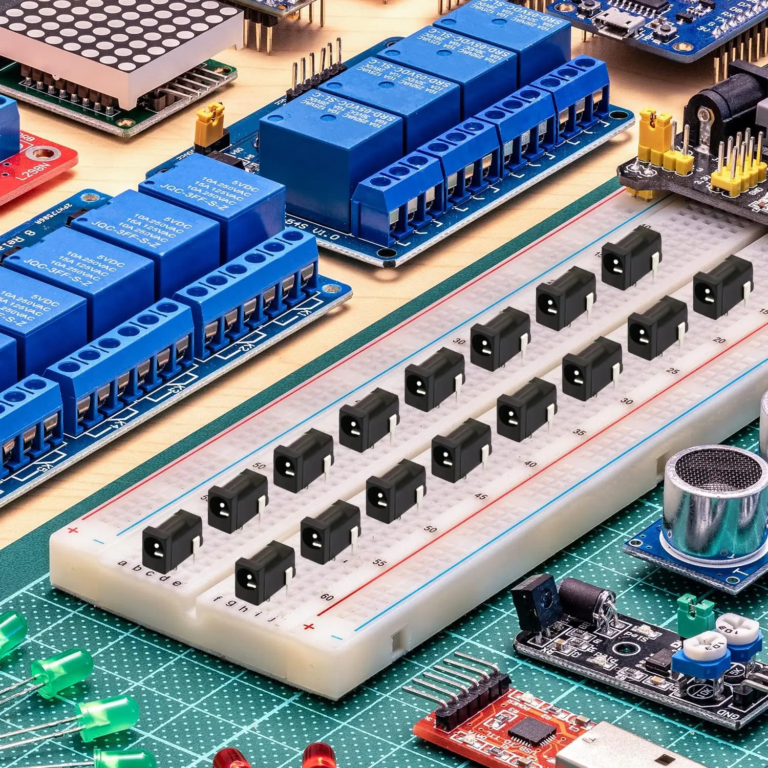 10ชิ้น3ขาDC Powerเชื่อมต่อPCBเมาหญิงเสียบแจ็ค+ 10ชิ้น5.5มิลลิเมตรx 2.1มิลลิเมตรDIYชายDC Powerเสียบแจ็คบัดกรีเชื่อมต่อ