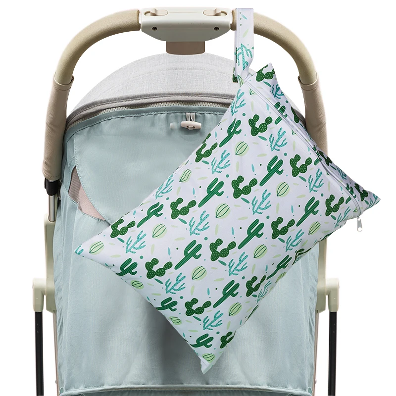 Saco de fraldas secas e molhadas reutilizáveis, multi funções, impermeável, impressões de moda, bolso único, lidar com wetbags, atacado, 30x40cm