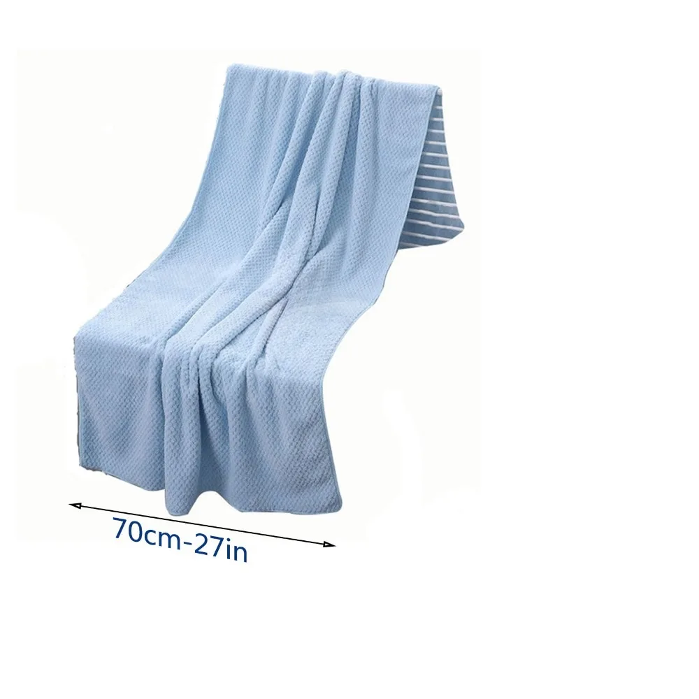Clearance A Large Bath Towel Is Thick and Soft, with Good Water Absorption and A Quick Drying Size of 70 X 140 Centimeters