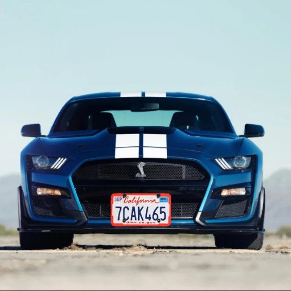 Silicone license plate frame, American and Canadian license plate frame, waterproof, rust proof, without damaging the paint
